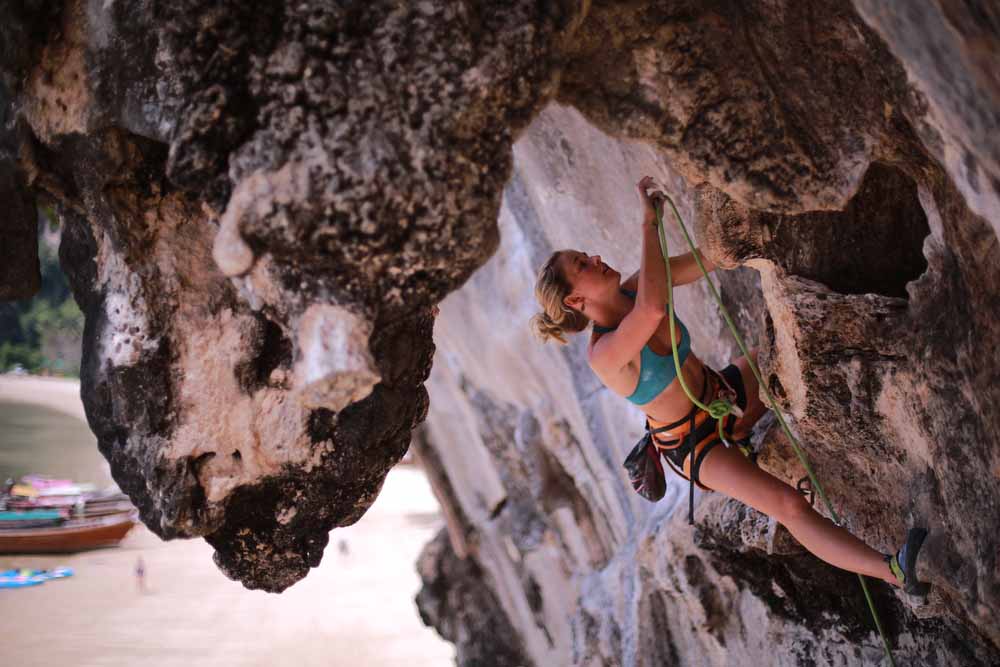woman lead climbing in tonsai