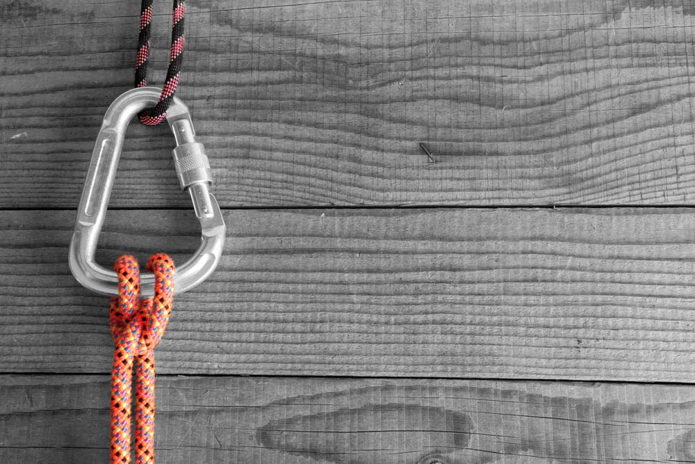 clove hitch knot for climbing